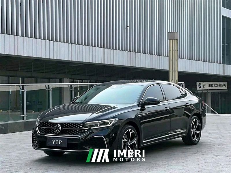 Volkswagen Passat 330TSI DCT Luxury Edition - car from China