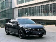 Volkswagen Passat 330TSI DCT Luxury Edition - photo 2