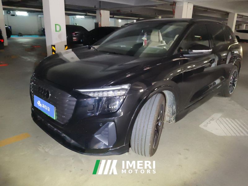 Audi Q5 e-tron 40 e-tron Starlight Mecha Package - автомобиль из Китая