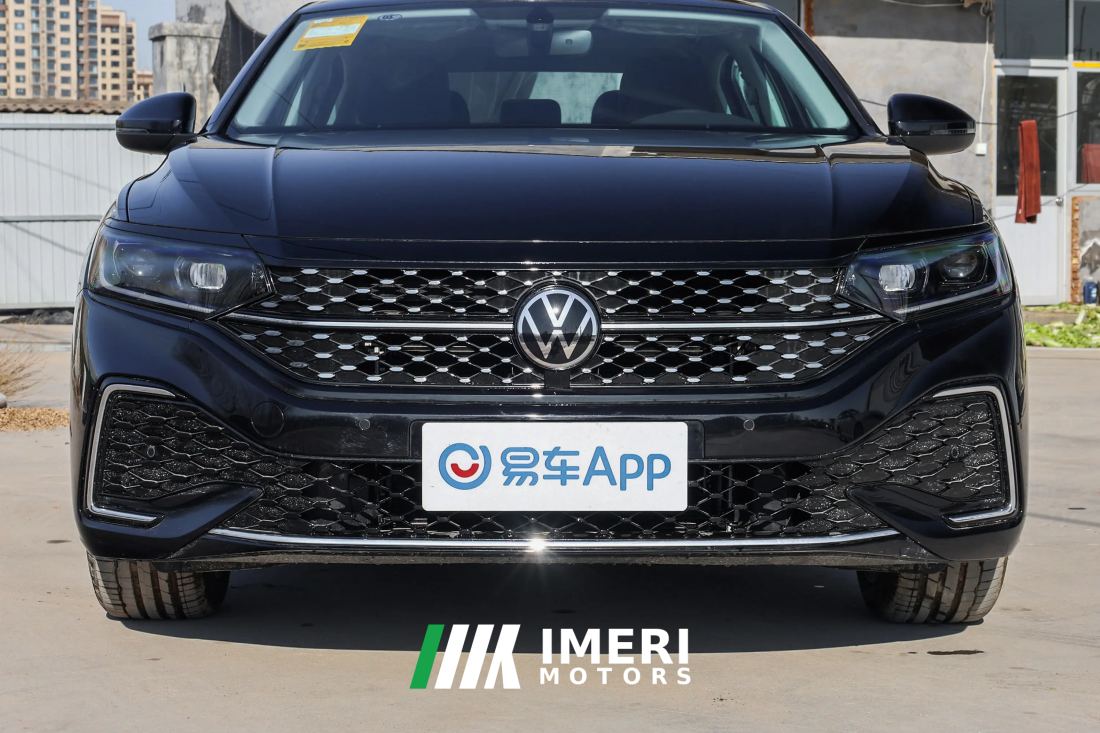 Volkswagen Passat Pro 300TSI Starry Sky Dragon Glory Edition - автомобиль из Китая
