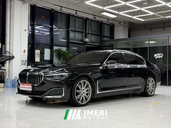 BMW 7 Series 2021 740Li xDrive Executive Luxury Line