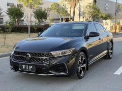 Volkswagen Passat Distinguished Edition 330TSI Star Elite Edition - фото 2