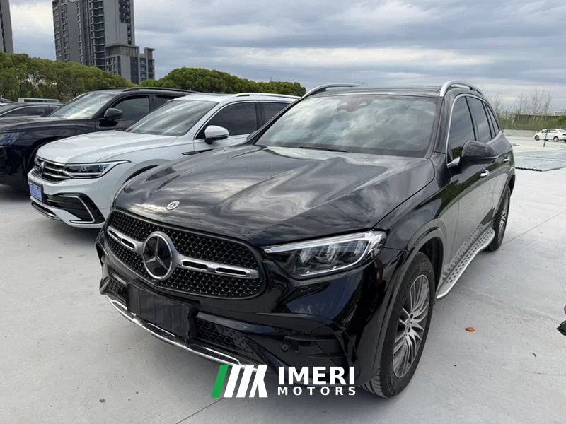 Mercedes-Benz GLC 260 L 4MATIC Luxury Edition 5-seater