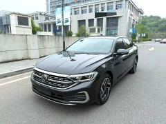 Volkswagen Jetta 300TSI Edition - ფოტო 1