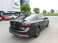 Volkswagen Jetta 300TSI Edition - ფოტო 8