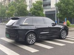 Li Auto L8 Max - ფოტო 13