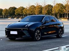 Lynk & Co 03 1.5T 2WDPro 5 - фото 1