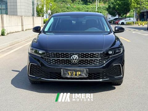 2025 Volkswagen Passat Distinguished Edition 380TSI Starry Sky Dragon Edition - car from China
