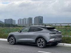Ford Mustang Mach-E 619km Long RangeLuxury Edition - фото 4