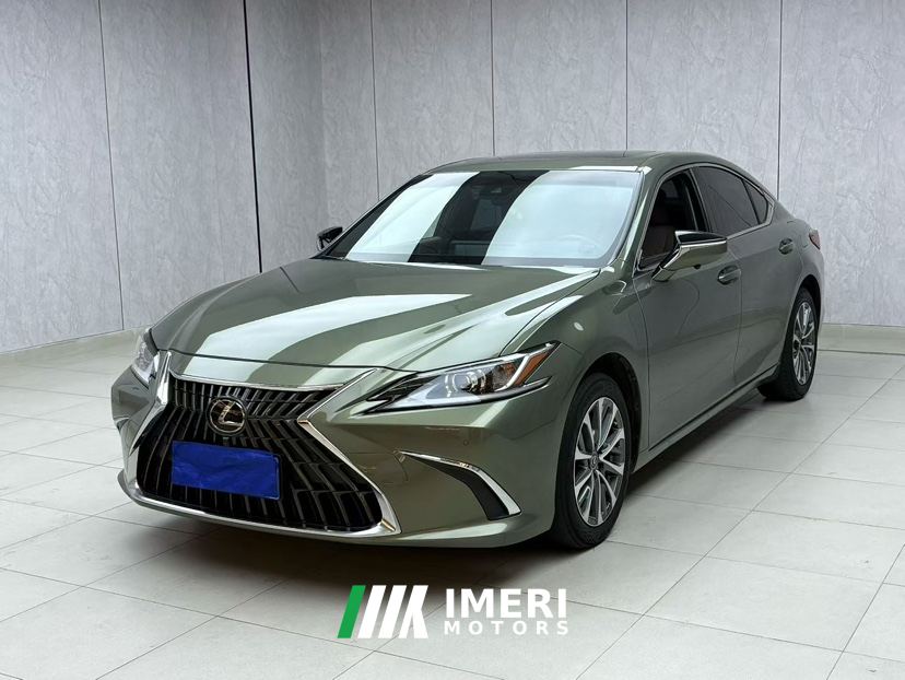 Lexus ES 200 Excellence Edition - ავტომობილი ჩინეთიდან