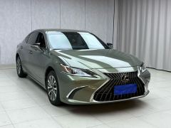 Lexus ES 200 Excellence Edition - ფოტო 3