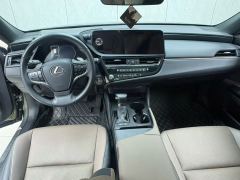 Lexus ES 200 Excellence Edition - ფოტო 6