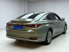 Lexus ES 200 Excellence Edition - ფოტო 8
