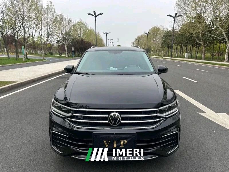 Volkswagen Tiguan L 330TSI RWD Smart Edition 5-seater - автомобиль из Китая