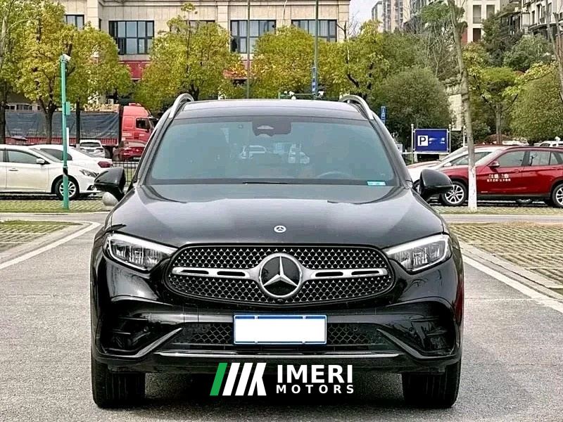 Mercedes-Benz GLC 300 L 4MATIC Dynamic 5-Seater