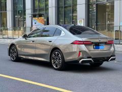 BMW 5 Series 530Li Premier M Sport Package - photo 4