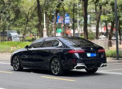 BMW 5 Series 530Li Premier M Sport Package - ფოტო 3
