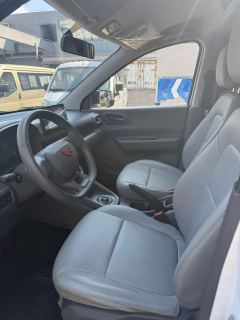 Wuling Hongguang EV BEV 300km Practical 5-seater - ფოტო 3