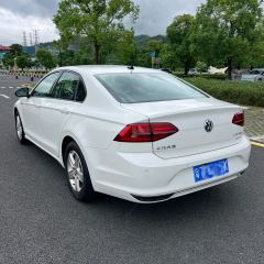 Volkswagen Lamando 230TSI DCT Stylish Edition - photo 4