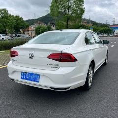 Volkswagen Lamando 230TSI DCT Stylish Edition - photo 7