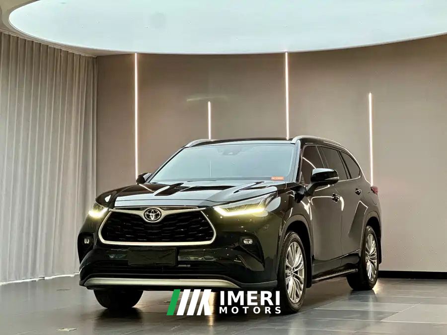 Toyota Highlander Dual-Engine 2.5L 4WD Luxury Edition 7-seater