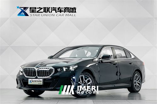 BMW i5 eDrive 35L M Sport Package - автомобиль из Китая