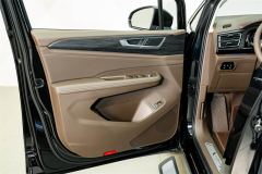 Volkswagen Viloran 380TSI Edition - ფოტო 16