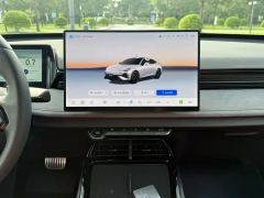 Changan UNI-V 1.5T 500Bar Black Warrior Edition - ფოტო 12