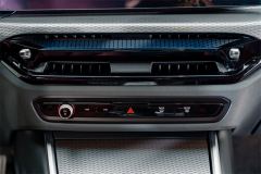 BMW 3 Series 330Li M Sport Night Edition Package - ფოტო 13