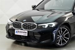 BMW 3 Series 325i M Sport Package - ფოტო 2