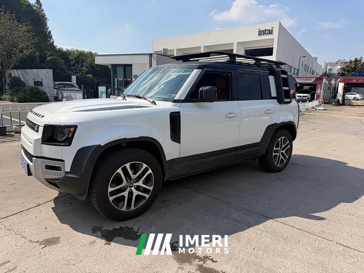 Land Rover Defender 110 3.0T P400 Dark Edition