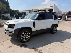 Land Rover Defender 110 3.0T P400 Dark Edition - фото 1
