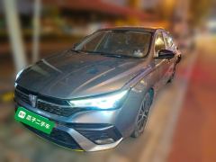 Roewe MG i5 1.5L CVT Diamond Edition - фото 1