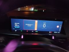 Ford Mustang Mach-E 619km Long RangeLuxury Edition - фото 12
