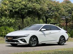 Hyundai Elantra 1.5L CVT Elite Edition - фото 1
