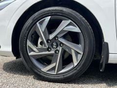 Hyundai Elantra 1.5L CVT Elite Edition - фото 9