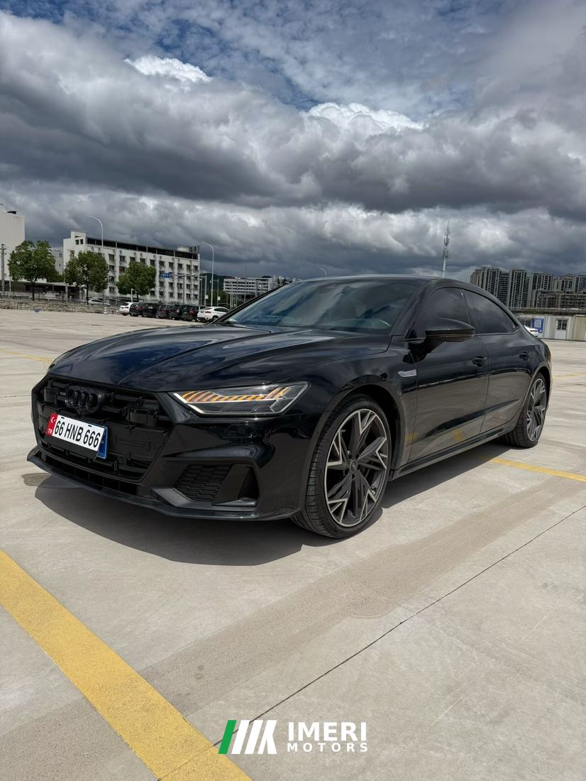 Audi A7L 45 TFSI quattro Luxury