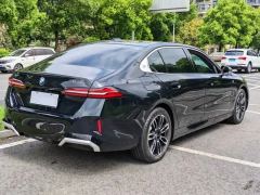 BMW 5 Series 530Li Premier Luxury Package - photo 11