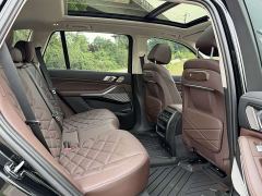 BMW X5 xDrive30Li Deluxe VersionM - ფოტო 12