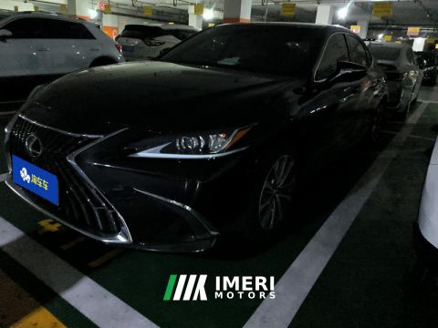 2023 Lexus ES 200 Excellence Edition - автомобиль из Китая