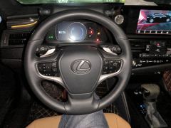 Lexus ES 200 Excellence Edition - фото 18