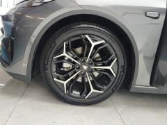 Deepal L07 EREV 240km 240Ultra Huawei Qiankun Intelligent Driving ADS SE Edition - photo 6