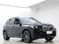BMW X5 xDrive30Li Deluxe VersionM - ფოტო 3
