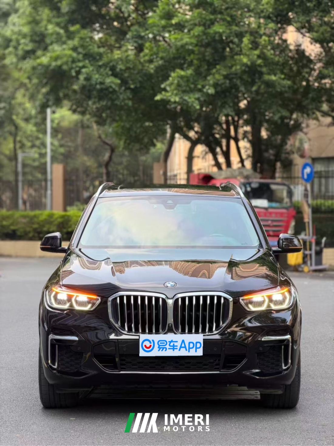 BMW X5 xDrive30Li Deluxe VersionM - ავტომობილი ჩინეთიდან