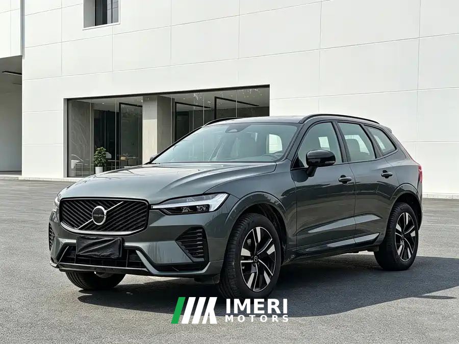 Volvo XC60 B5 AWD Smart Luxury Edition - car from China