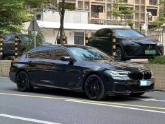BMW 5 Series Facelift 530Li Luxury Edition Premium Package - фото 2