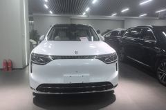 AITO M8 EREV Edition 201km AWDMax 6(192) - ფოტო 3