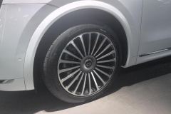 AITO M8 EREV Edition 201km AWDMax 6(192) - ფოტო 7