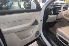 AITO M8 EREV Edition 201km AWDMax 6(192) - ფოტო 8