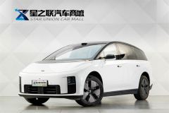 Li Auto i8 Standard Edition - photo 1